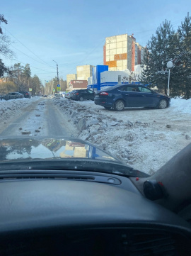 Муниципальный ЦУР: на улице Славского убрали ледяную колею